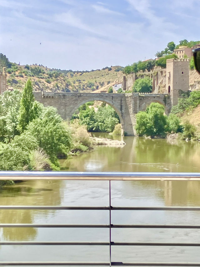 トレド見所をグルリと巡るソコトレインの乗り方 スペイン旅🇪🇸 トレド見所をグルリと巡るソコトレインの乗り方 スペイン旅🇪🇸