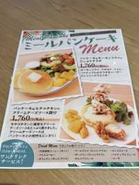 【愛知観光】ハワイ感満載のチキンタワーパンケーキ🥞