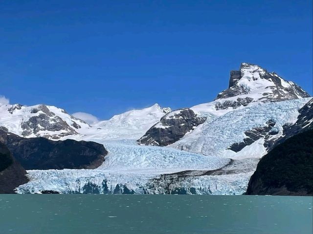 Glaciar Spegazzini Showcases Patagonia’s Majestic Ice Realm