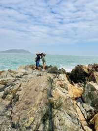 Sunny Arch Escape🌞