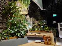 🏨🌿 Luxury & Leisure at Dusit Thani Laguna Singapore 🏌️‍♂️✨