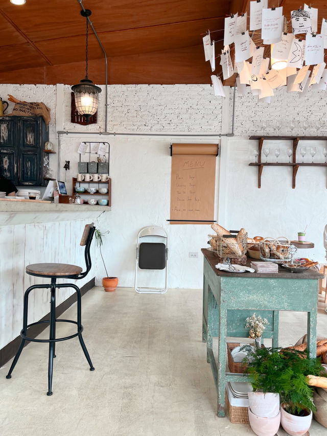 คาเฟ่ Pet Friendly หัวหิน มู้ดเกาหลี 🥯🍋☕️