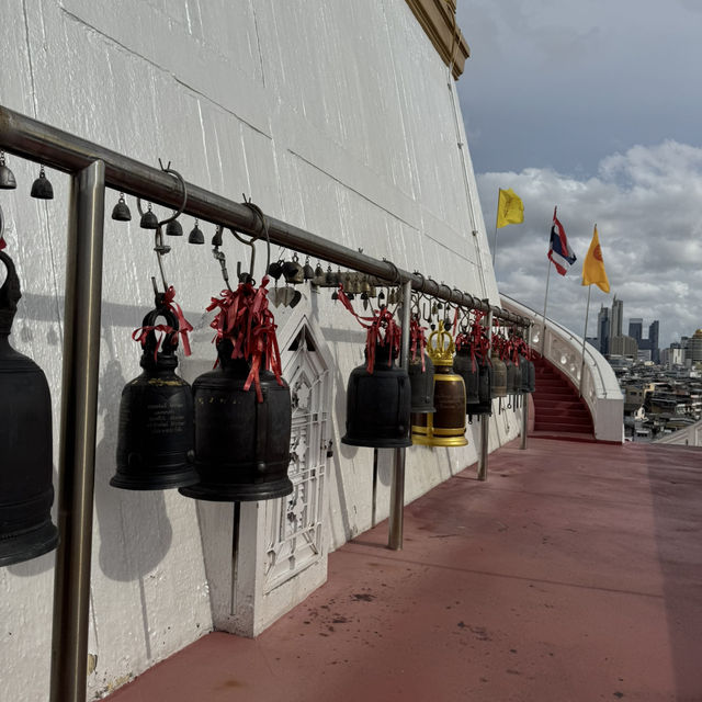 曼谷∣ 金山寺∣ 俯瞰全景的黃金聖山 