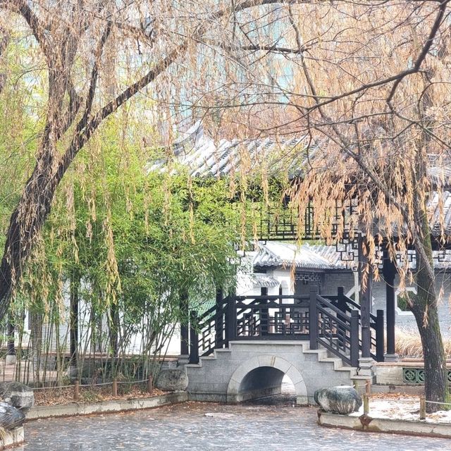 수원에서 볼 수 있는 광동식 전통 공원, 월화원 수원에서 볼 수 있는 광동식 전통 공원, 월화원