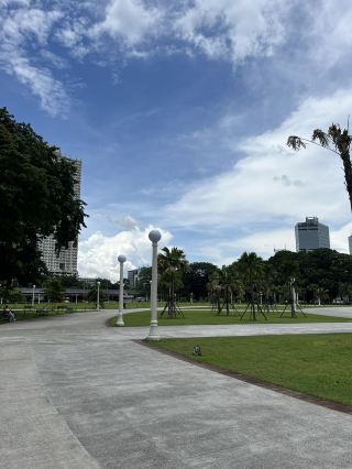 Manila Museum crawl vibes ✨— plus casino nights in Paranaque and bay sunset at SM MOA! From immersive art illusions to Filipino heritage and wild sea fossils, check out how I squeezed culture, fun, and a little high-roller sparkle into my metro Manila trip.

Top Spots to Visit:
1. National Museum of Natural History (Teodoro F. Valencia Cir, Ermita, Manila, 1000) | 9 AM–6 PM Tue-Sun  
Marvel at the “Tree of Life” atrium, dinosaur fossils, and Philippine biodiversity exhibits. Go early for fewer crowds!  
2. Art In Island (175 15th Ave, Cubao, Quezon City, 1109) | 11 AM–7:30 PM Tue-Fri, 11 AM–8:30 PM Sat-Sun  
Walk into next-level 3D murals and snap interactive photos—this spot is a selfie paradise. Tickets start at ₱101; close Mondays!  
3. National Museum of Fine Arts (Padre Burgos Ave, Ermita, Manila, 1000) | 9 AM–6 PM Tue-Sun  
Classic Filipino masterpieces line the halls. Bonus tip: Keep an eye out for “Spoliarium” by Juan Luna.  
4. National Museum of Anthropology (P. Burgos Drive, Ermita, Manila, 1000) | 9 AM–6 PM Tue-Sun  
Super rich with history—ceramics, textiles, ancient weapons, and more.  
5. Okada Manila (New Seaside Dr, Entertainment City, Paranaque, 1701)  
This luxe resort casino has insane architecture, a world-class gaming floor, and tons of in-house restaurants. Insider note: Service is ⭐️⭐️⭐️⭐️⭐️ but WiFi can be spotty, and check-in gets busy—plan accordingly!  
6. SM MOA Grounds (Pasay)  
Perfect for sunset walks by the bay, music events, and open-air food stalls.

Getting Around:  
Metro Manila traffic is real—use Grab, jeepneys, or Light Rail Transit (LRT) to hop from museum to museum. The skyway from Pampanga makes Paranaque super accessible.

Food:  
Hit up Okada’s buffets for top-tier eats, and enjoy streetfood (try isaw and kwek-kwek!) near Rizal Park.

Tips:  
No museum Mondays, cash is king, and dress light—summer vibes can get brutal. Make trip.com your go-to for booking and local details!

#ManilaMuseums #OkadaExperience #BayCityVibes #ArtInIsland #tripdotcom