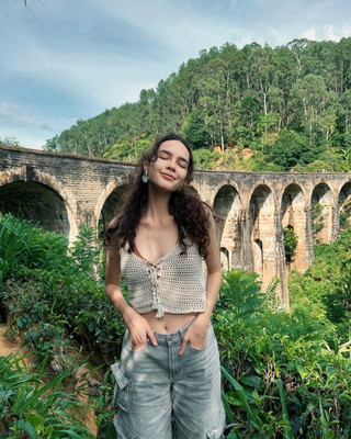 🏔️ What to Do in Kandy & Ella: Temple Culture to Tea Valleys