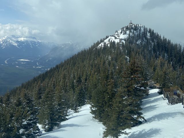 Sulphur Mountain - amazing view from the top!