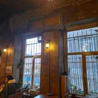 Estetik Cafe in Balat