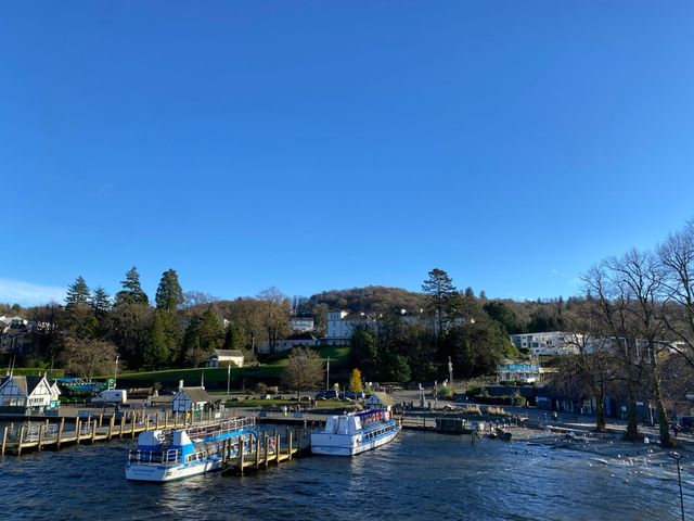 🚢 Nautical Charm on Bowness Pier's Lakeside 