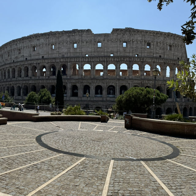 The Colosseum - Echoes of the ancient warriors in every step 👣🗡️.