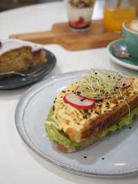 Madrid | The cosy coffee shop with brunch set 