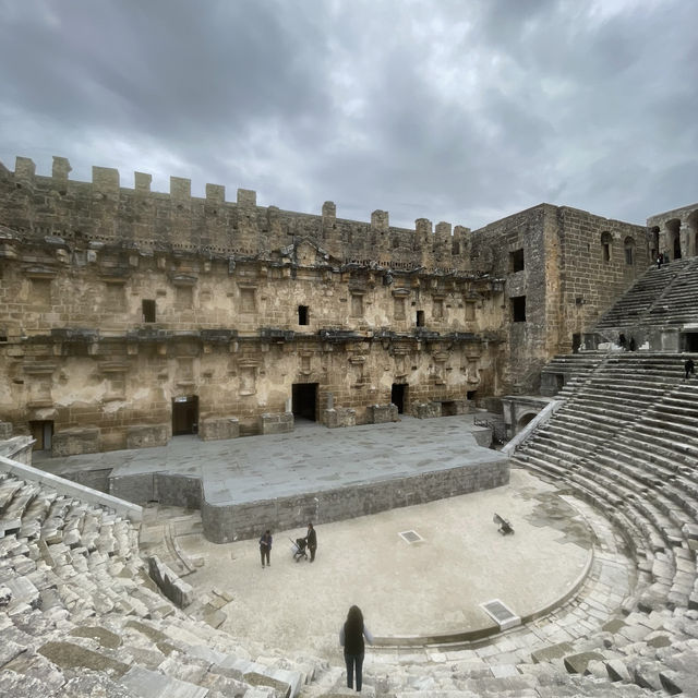 Step Back in Time: Aspendos’ Ancient Marvels 🏛️✨