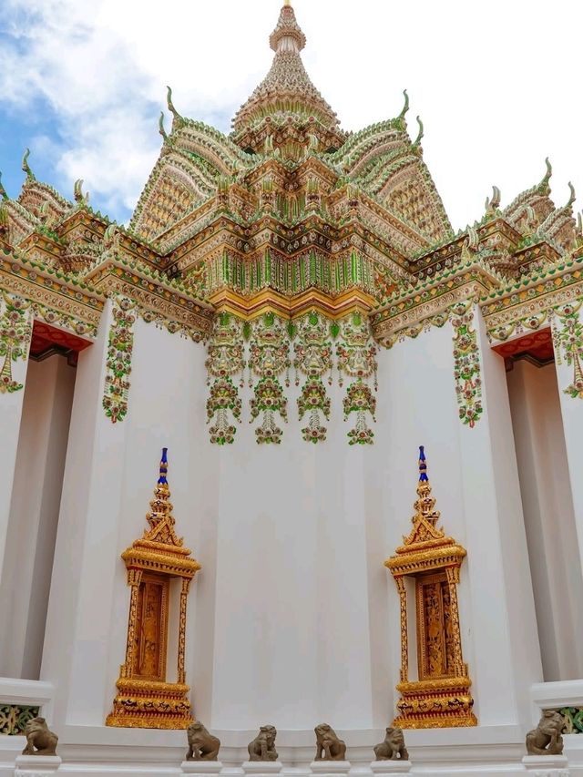 🌿 Wat Pho – The Reclining Heart of Bangkok’s Spiritual Heritage