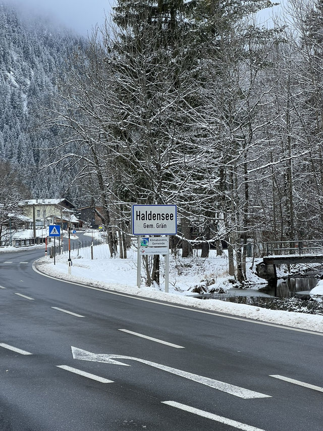 ❄️🏔️ Winter at Haldensee, Tirol – Where the Alps Whisper in Snow 🏔️❄️