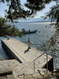 The Blue Horn Viewpoint in Bol: Dining With a Mediterranean Dream View