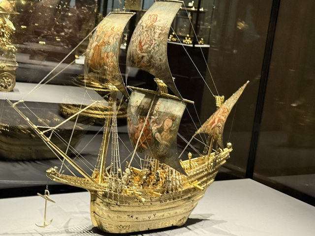 Vienna: A City That Feels Like Walking Through a Masterpiece ✨ Vienna: A City That Feels Like Walking Through a Masterpiece ✨