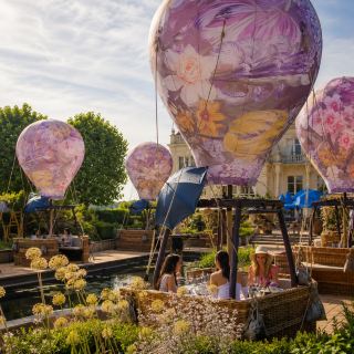 A breathtaking paradise that’s hard to leave. 🌿🎈

Just 40 minutes from central London, The Grove transforms its gardens into one of the UK’s most magical dining experiences.

Imagine enjoying a multi-course meal inside a beautifully decorated hot air balloon basket, surrounded by lily ponds, elegant gardens and the peaceful countryside. Every course is beautifully presented, the atmosphere is unforgettable, and for a few hours, it feels like you’ve travelled far beyond London.

Whether you’re celebrating a special occasion or simply looking for a unique experience, this is one you’ll be talking about long after dessert.

Would you try it? ✨

#TheGrove #TheGroveHotel #LuxuryDining #HotAirBalloon #HiddenGem #LondonDayTrip #VisitHertfordshire #LuxuryTravel #BucketList #TravelUK #Foodie #UniqueExperiences #TripMoments #ExploreEngland #Tripcom