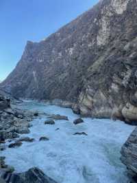 Tiger Leaping Gorge, Lijiang, Yunnan🍃🌿