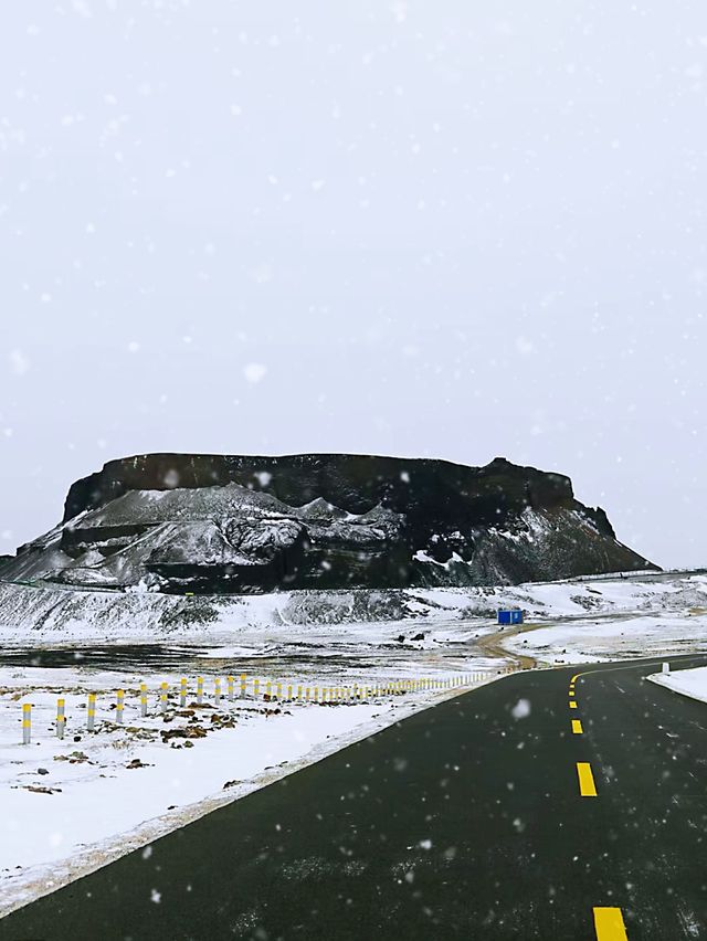 烏蘭察布|雪國風光·火山群看雪一日遊