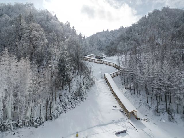 巴山湫池·冰雪大世界等你來遊玩嬉戲打卡 巴山湫池·冰雪大世界等你來遊玩嬉戲打卡