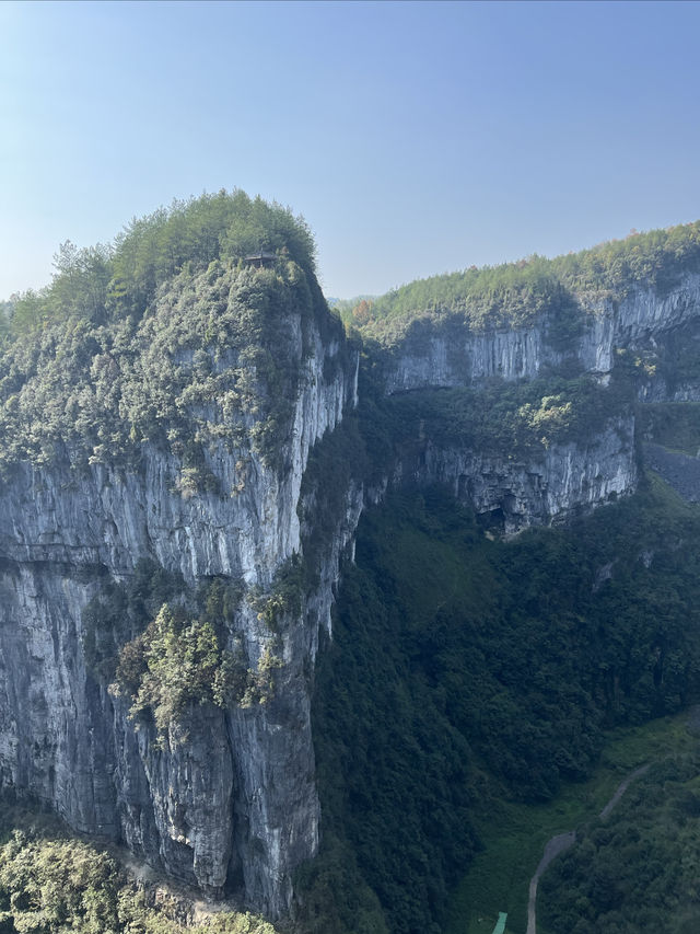 遊武隆天坑地縫