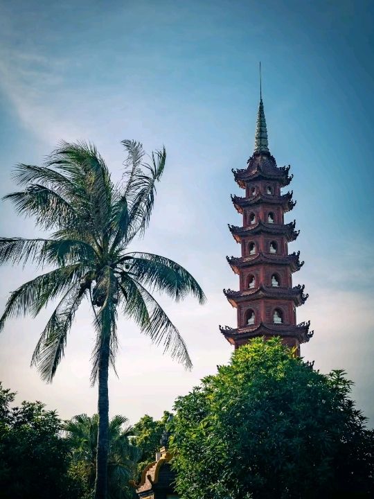 Amazing Tran Quoc Pagoda in Vietnam🇻🇳
