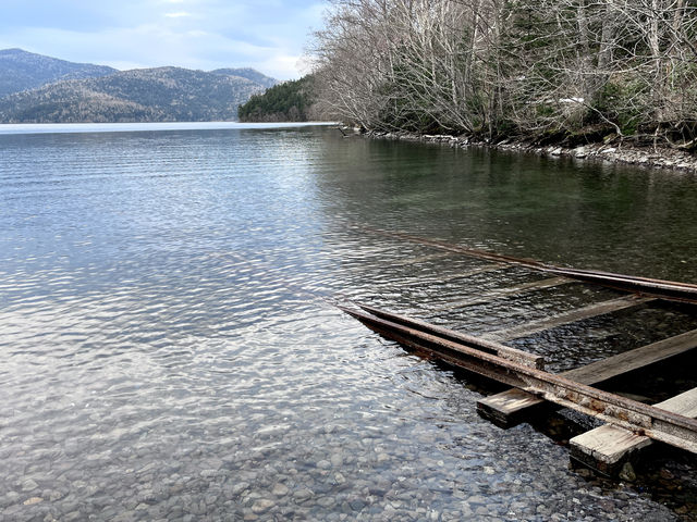 北海道自駕遊打卡千與千尋同款湖底鐵路