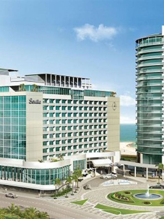 🌴 Miami Magic: South Beach's Ritz-Carlton 🌞🏖️