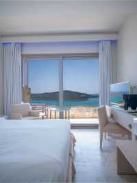 🏖️ Elounda's Enchanting Seaside Stay 🌟