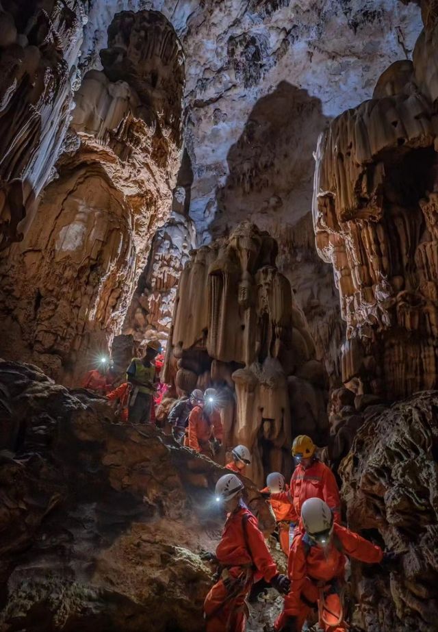 來貴州必須體驗一次喀斯特地貌下的另一個世界！