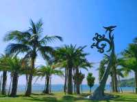 旗津島：樹影婆娑，海水清澈