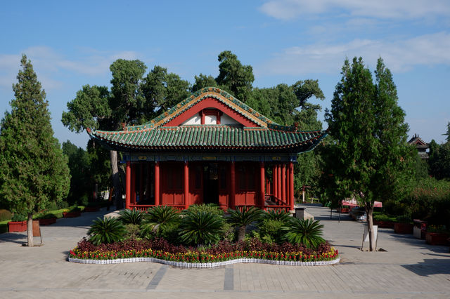 解州關帝廟，跟隨孫悟空遊覽這座古建築。