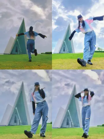 Wanning | The hidden gem and photogenic Riyue Bay Church.