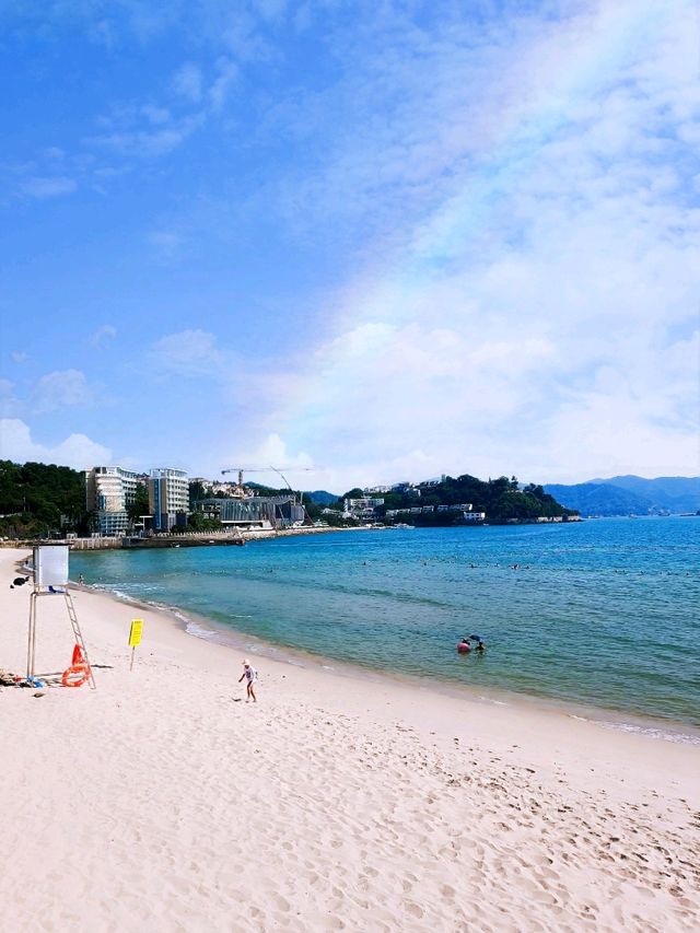 Spending the tail of National day in the beach! ⛱💕⛅️