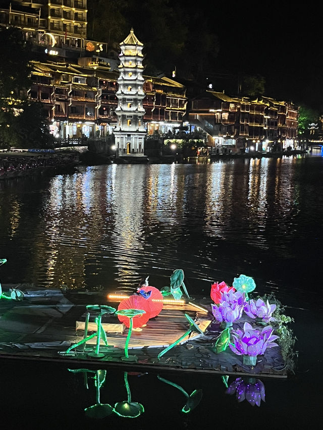 เมืองโบราณเฟิ่งหวง🐦‍🔥 (凤凰）
