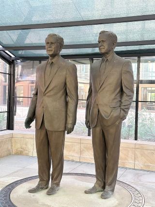 Explore the 43rd Presidential Library | Learn about George W. Bush's story.