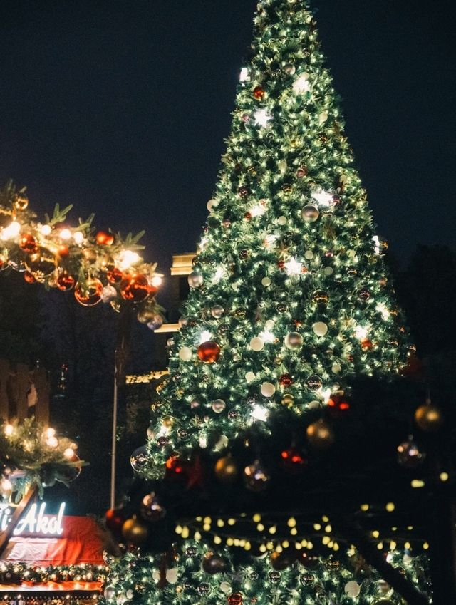 🎄✨ SH Bund Christmas Market Vibe