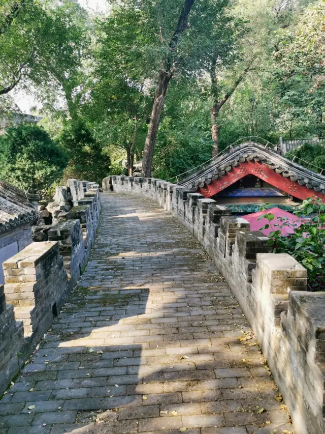 深度遊指南：恭王府的私享盛宴。