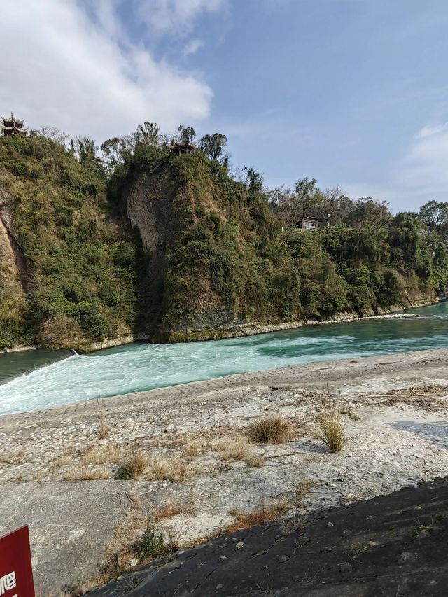 都江堰等地探秘 歷史與美景的碰撞之旅