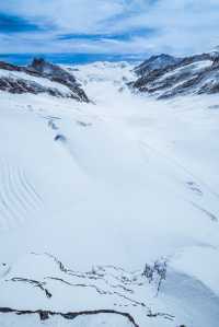 瑞士少女峰登歐洲之巔｜坐著小火車，吸著氧也要看雪山！