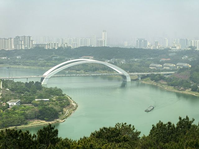 南寧青秀山即適合遊覽又適合拍照