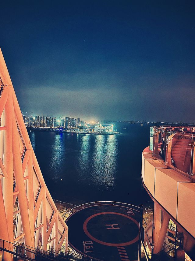 湛江海景度假酒店天花板，粵西嘅「七星小帆船」