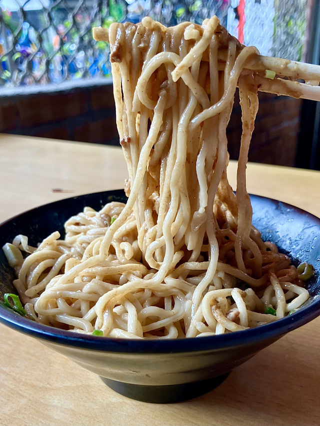 A Budget Restaurant Gem Steps from Shennong Street in Tainan