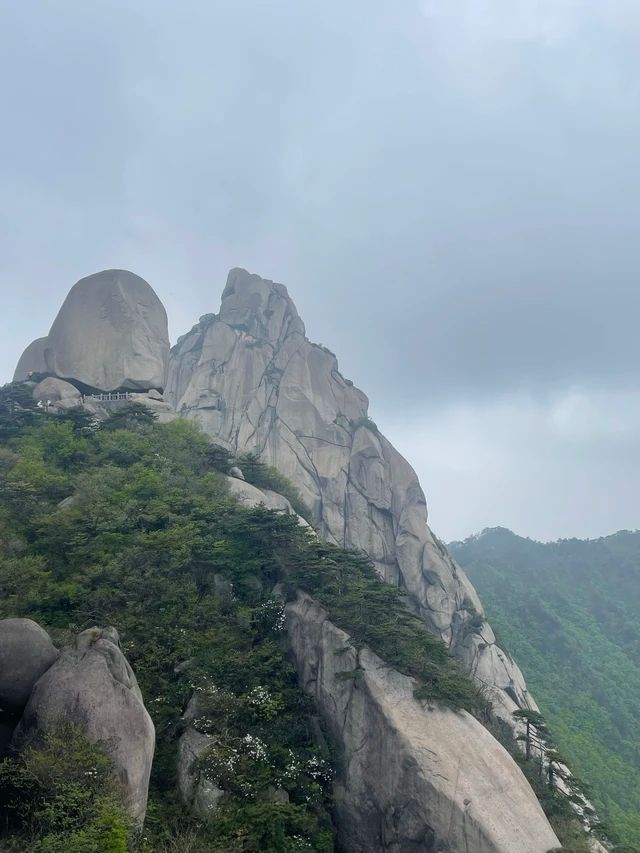 南嶽一柱擎天—國家AAAAA級天柱山