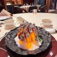 【澳門必試🔥品粵軒火焰鮑魚雞！視覺味覺雙重衝擊】