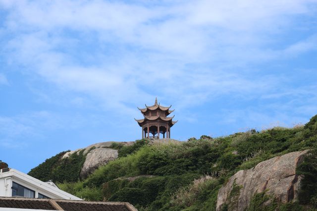 0蚊包起《後會無期》同款海島！紅白燈塔×懸崖石屋