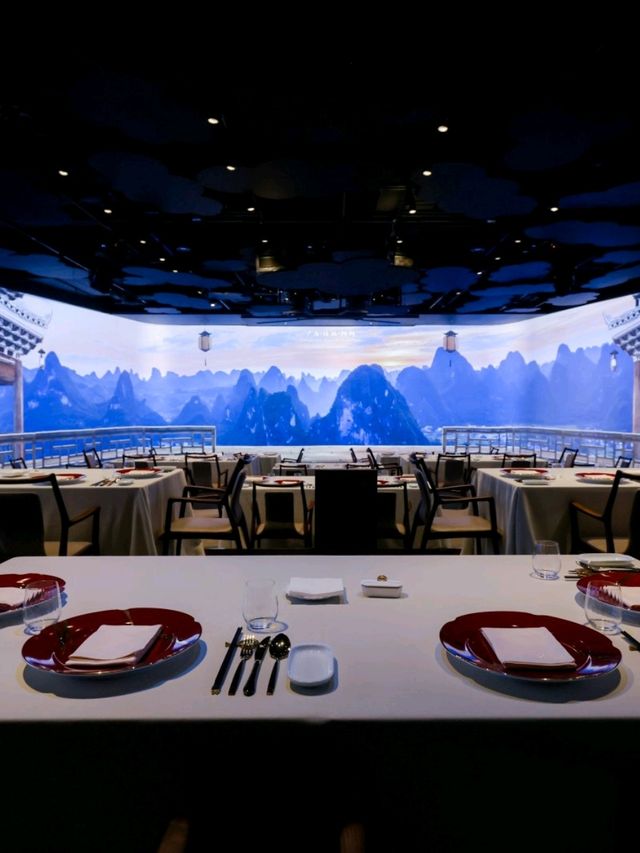 Found a hidden treasure on the Bund! This new immersive restaurant is absolutely STUNNING. ✨ Found a hidden treasure on the Bund! This new immersive restaurant is absolutely STUNNING. ✨