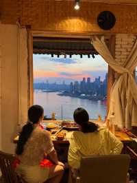 Choose Enji for Your Chongqing Trip