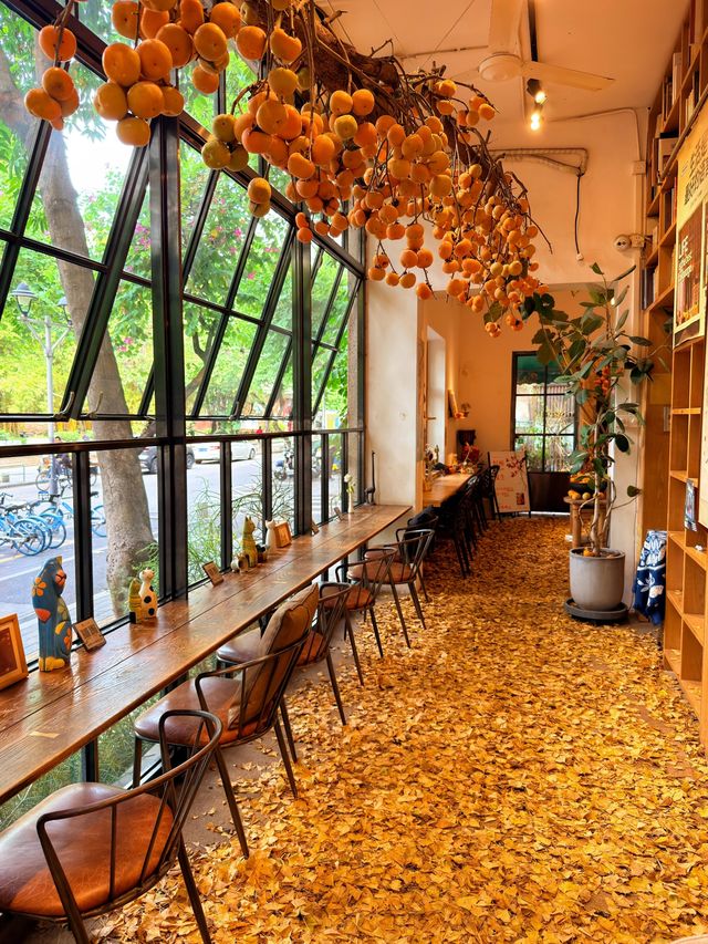 在佛山，如何過一個文藝感拉滿的秋日午後？