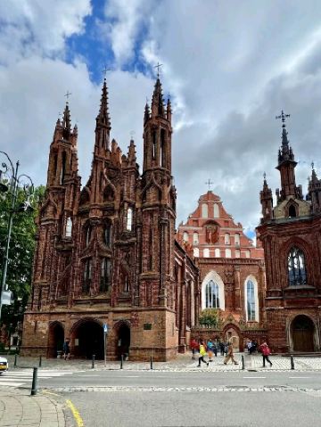 ビリニュス旧市街: 中世の香りが息づく場所